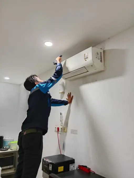 Service AC PT Nusantara Multisarana Berkah